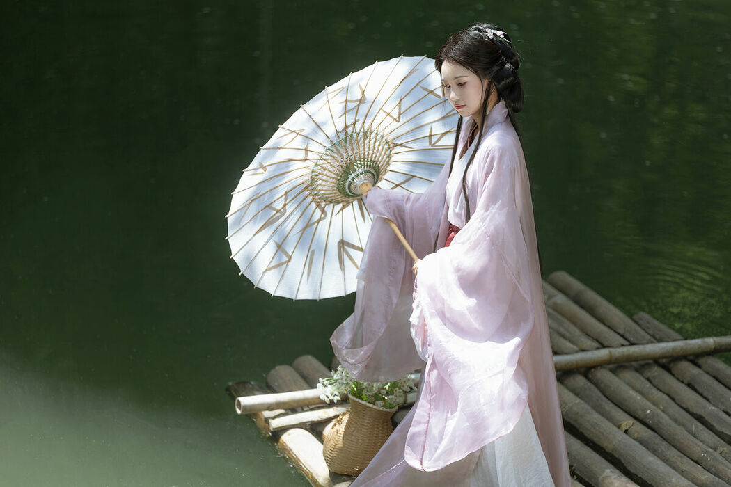YiTuYu艺图语 Vol.10214 Jie Jie (23P)