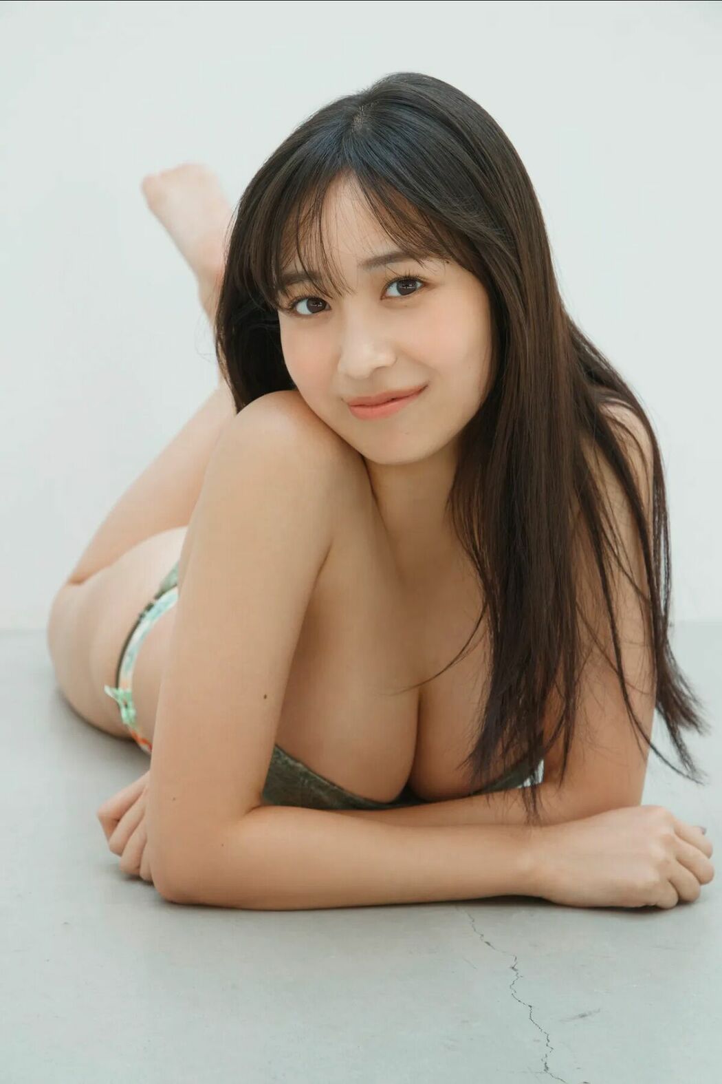 JP Aoi Mizobata 溝端葵 – FRIDAY Monthly Girl 052 完全未発表100カット Part01 (57P)