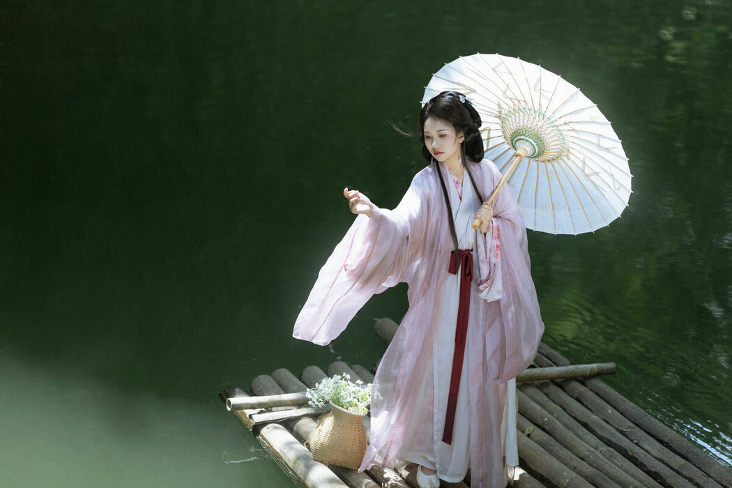 YiTuYu艺图语 Vol.10214 Jie Jie (23P)