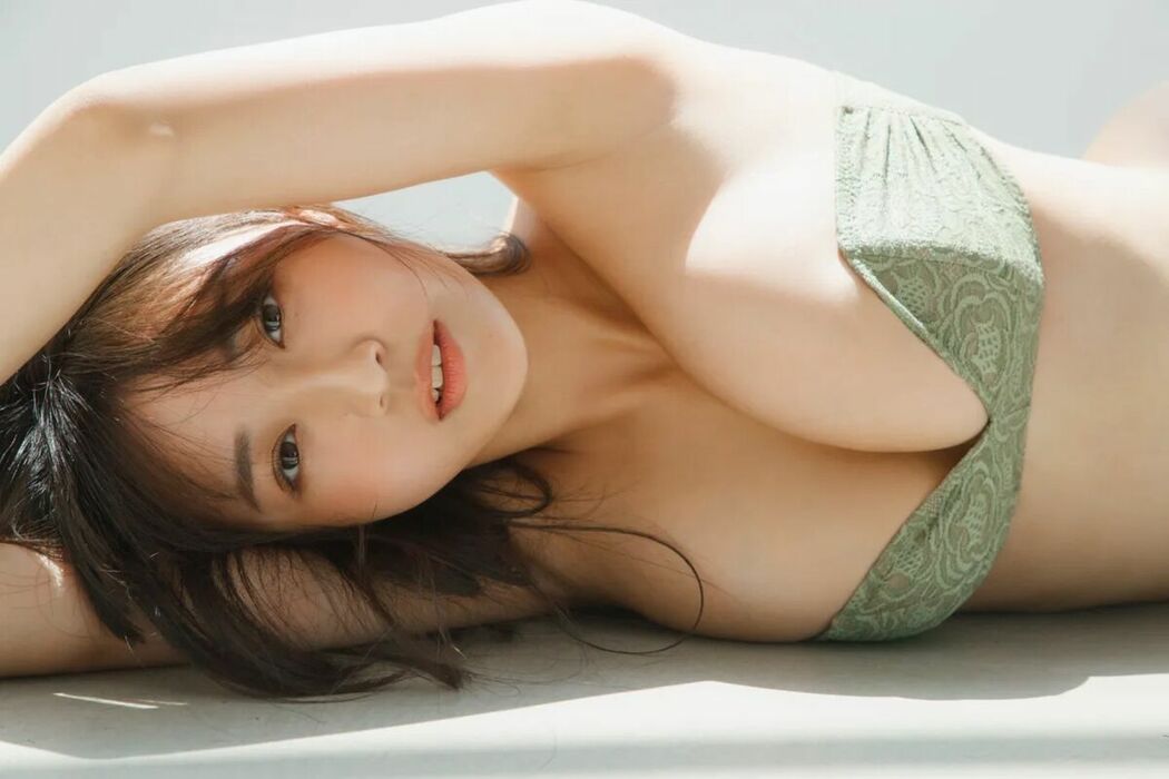 JP Aoi Mizobata 溝端葵 – FRIDAY Monthly Girl 052 完全未発表100カット Part01 (57P)