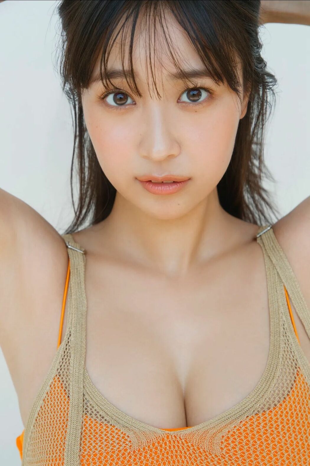 JP Aoi Mizobata 溝端葵 – FRIDAY Monthly Girl 052 完全未発表100カット Part01 (57P)