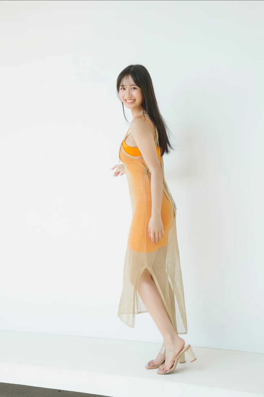 JP Aoi Mizobata 溝端葵 – FRIDAY Monthly Girl 052 完全未発表100カット Part01 (57P)