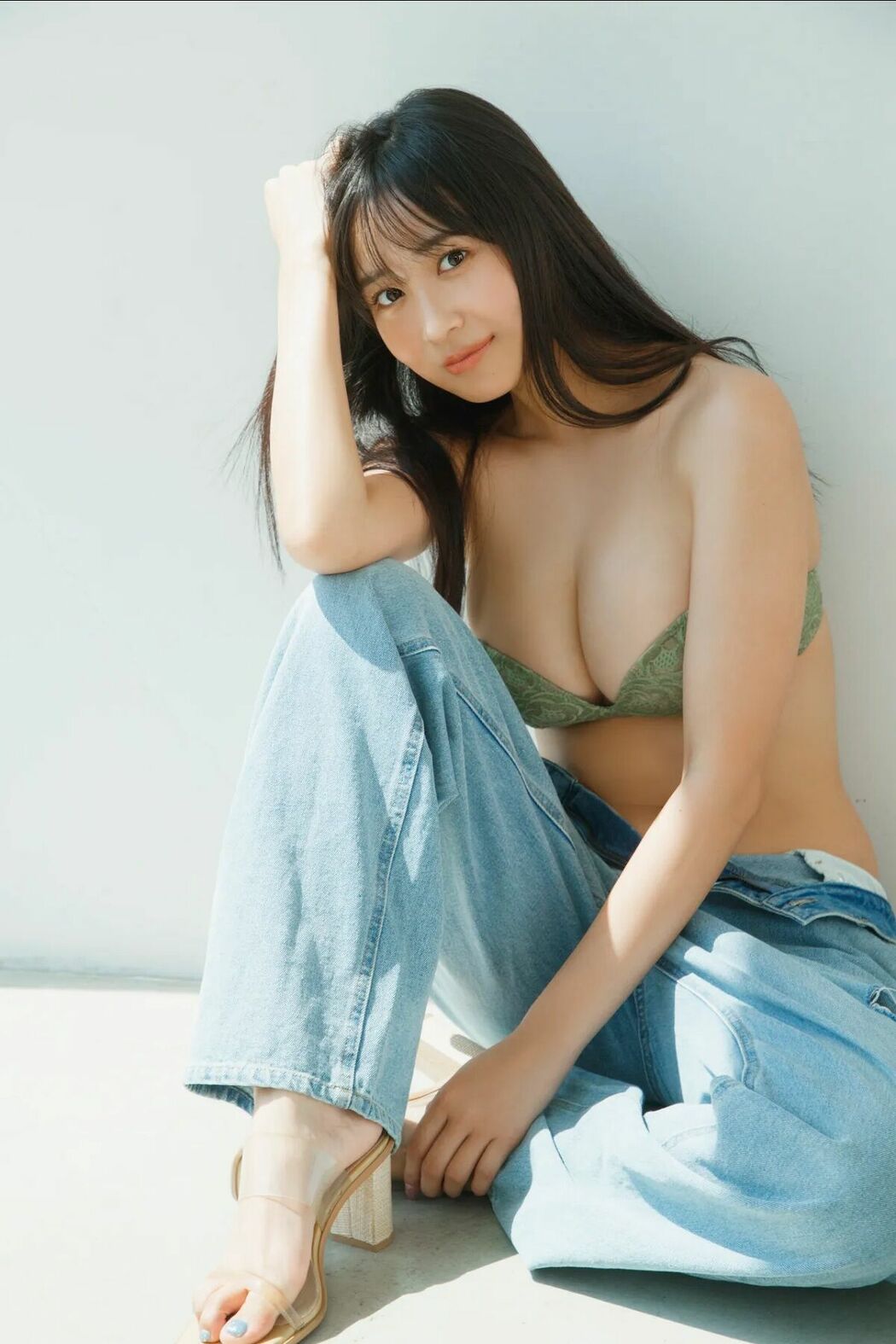 JP Aoi Mizobata 溝端葵 – FRIDAY Monthly Girl 052 完全未発表100カット Part01 (57P)