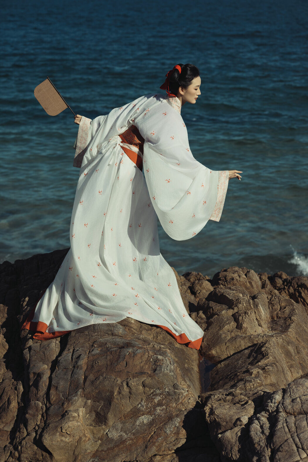 YiTuYu艺图语 Vol.10217 Xie Tian Li (33P)