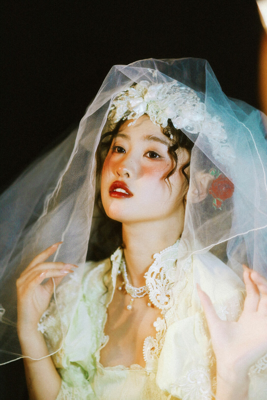 YiTuYu艺图语 Vol.10218 Dou Zi (15P)