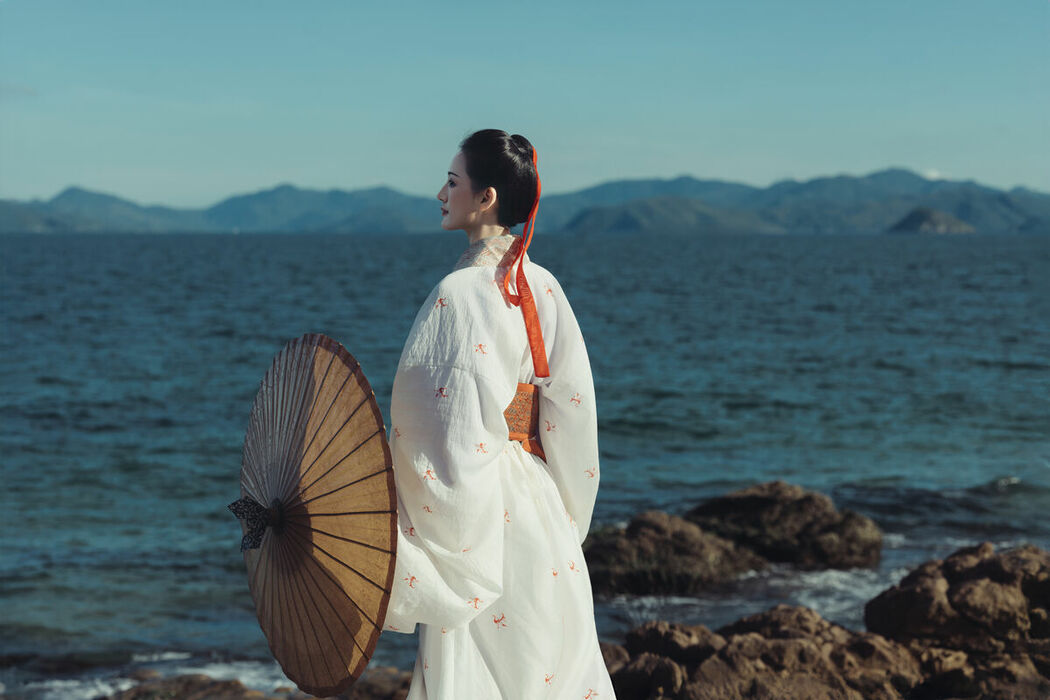 YiTuYu艺图语 Vol.10217 Xie Tian Li (33P)