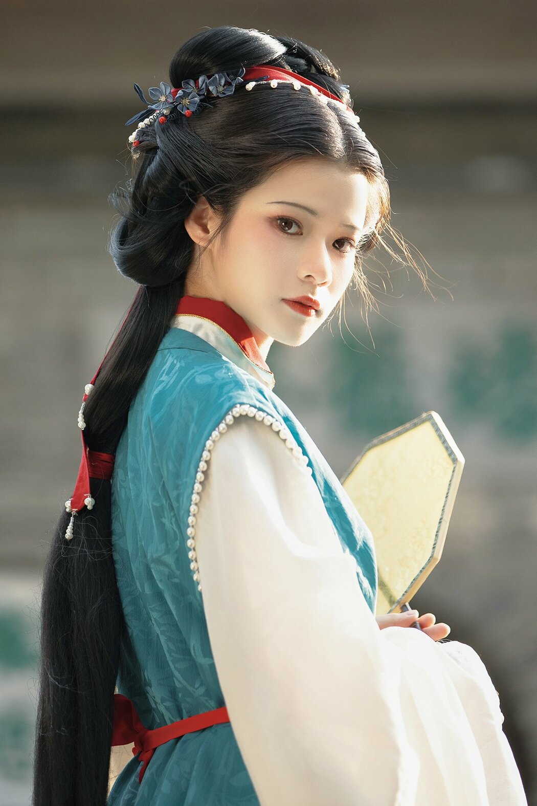 YiTuYu艺图语 Vol.10220 Na Ni (21P) Cover Photo