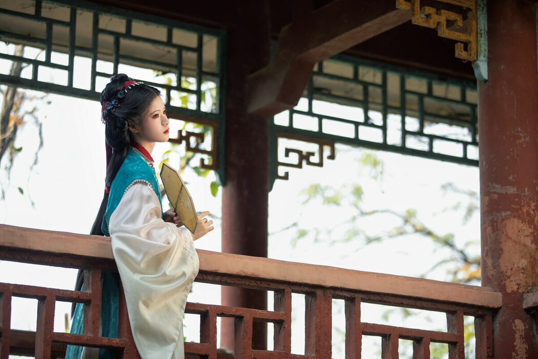 YiTuYu艺图语 Vol.10220 Na Ni (21P)