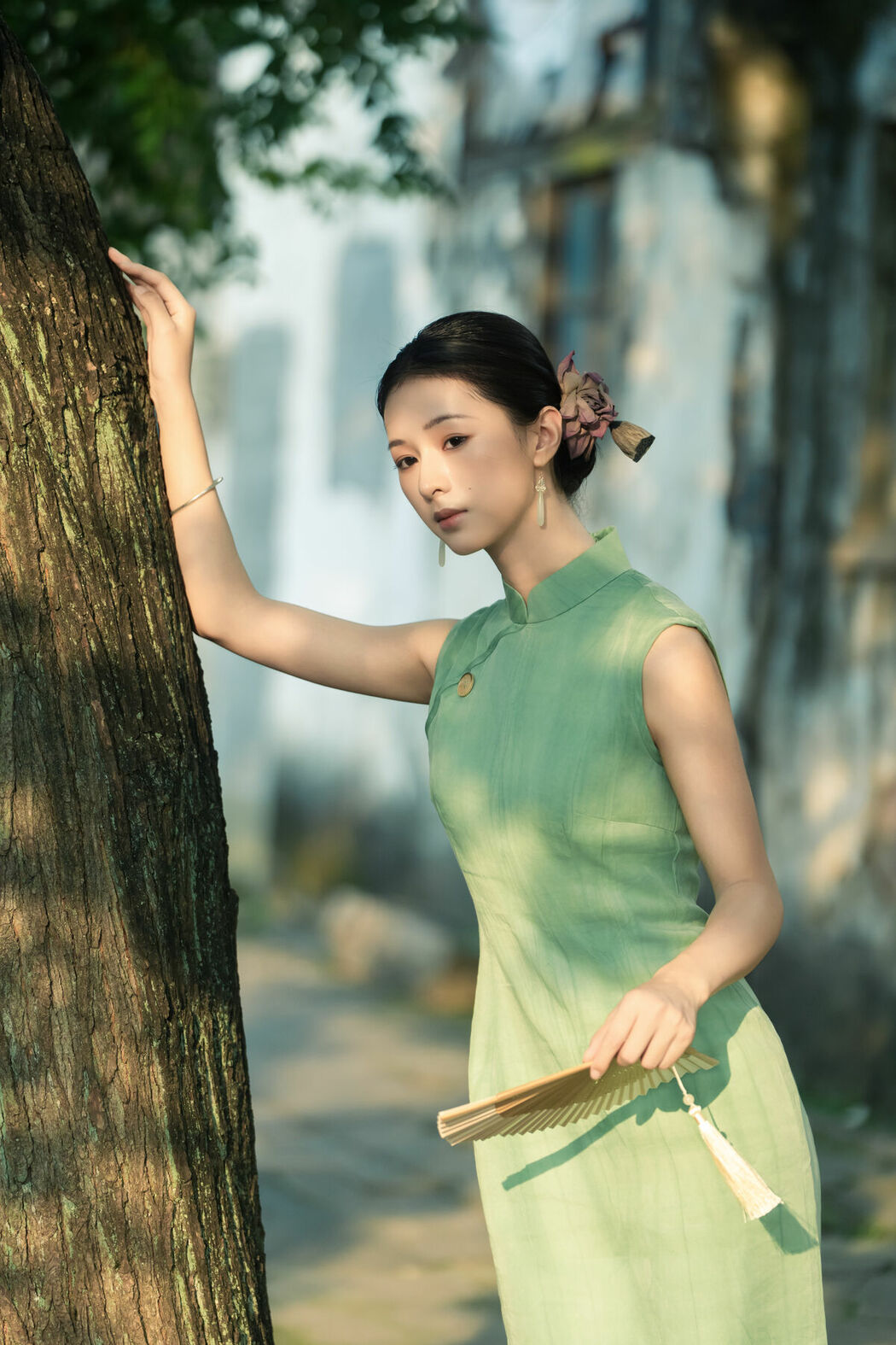 YiTuYu艺图语 Vol.10221 Shen Jia He (14P)