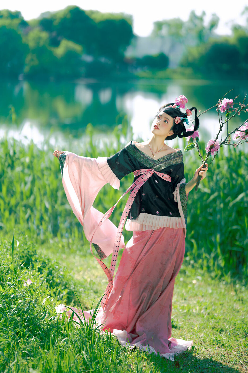 YiTuYu艺图语 Vol.10223 Tao Chi (13P)