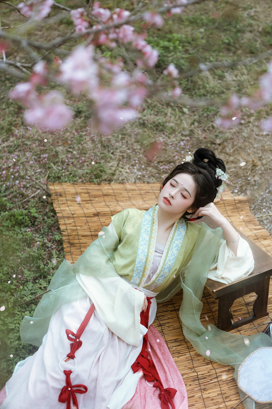 YiTuYu艺图语 Vol.10215 Tian Tian Quan Quan (21P)