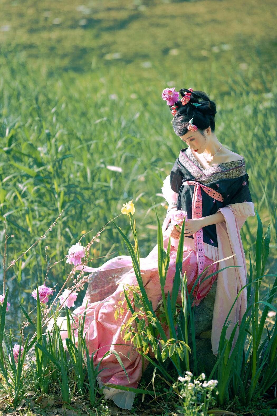 YiTuYu艺图语 Vol.10223 Tao Chi (13P)