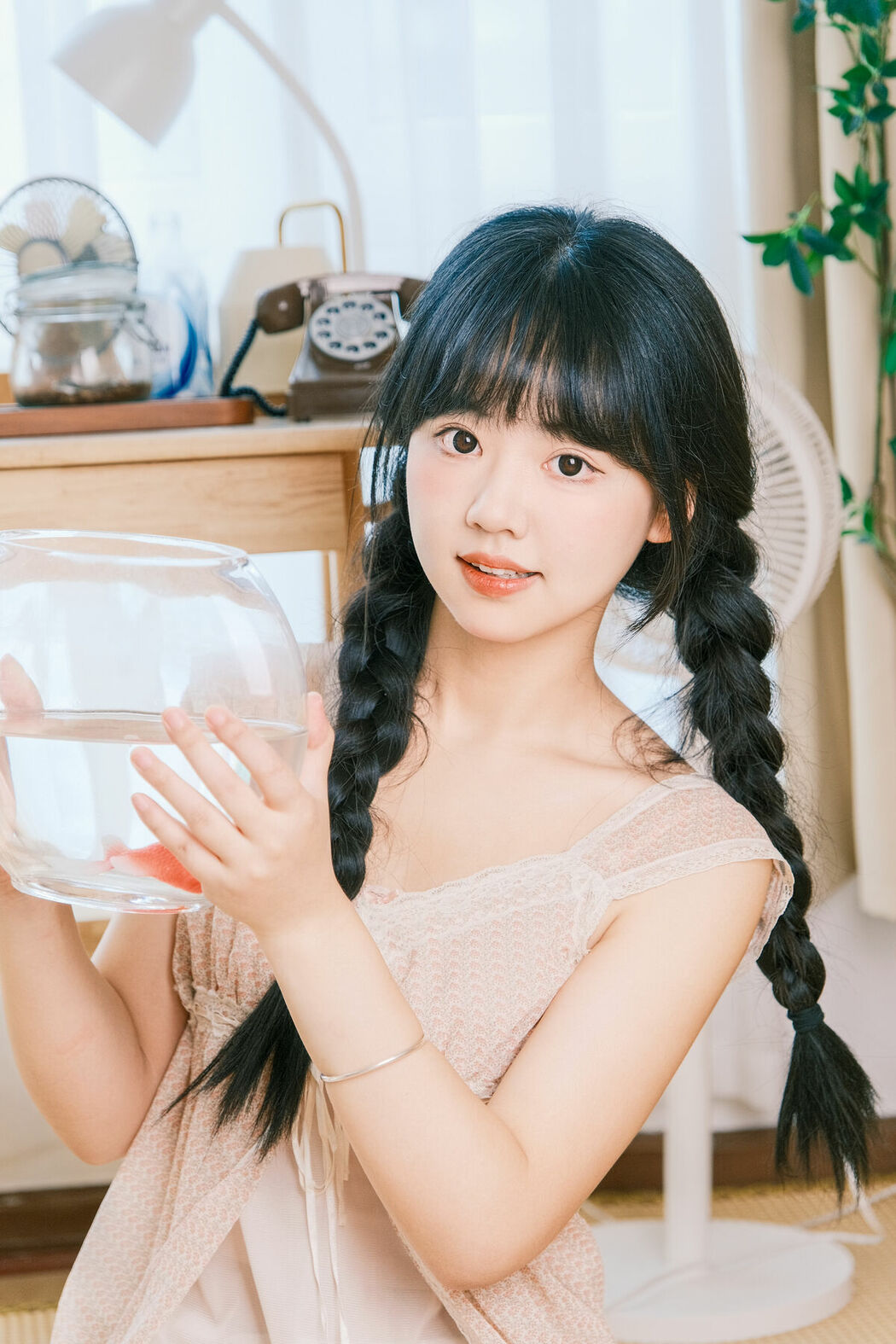 YiTuYu艺图语 Vol.10224 Xiao Li Hua Er (28P)