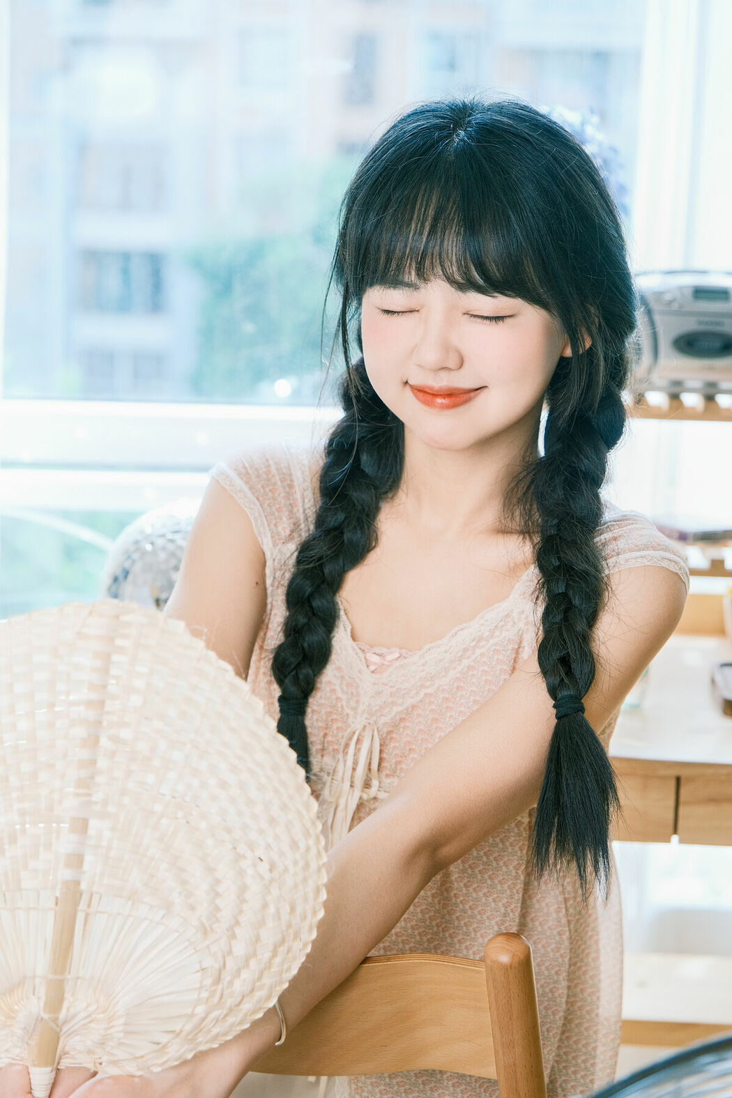 YiTuYu艺图语 Vol.10224 Xiao Li Hua Er (28P)