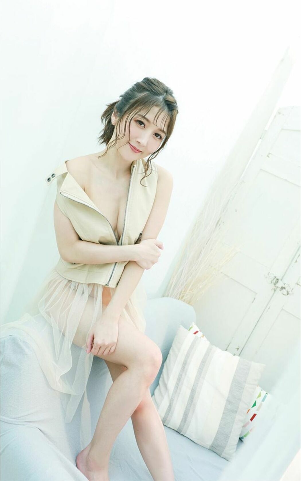 JP Hibiki Otsuki 大槻ひびき – おやすみフィクション (67P)