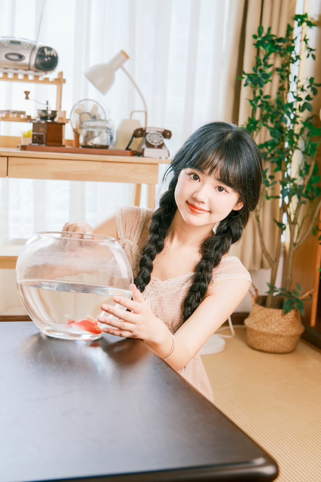 YiTuYu艺图语 Vol.10224 Xiao Li Hua Er (28P)