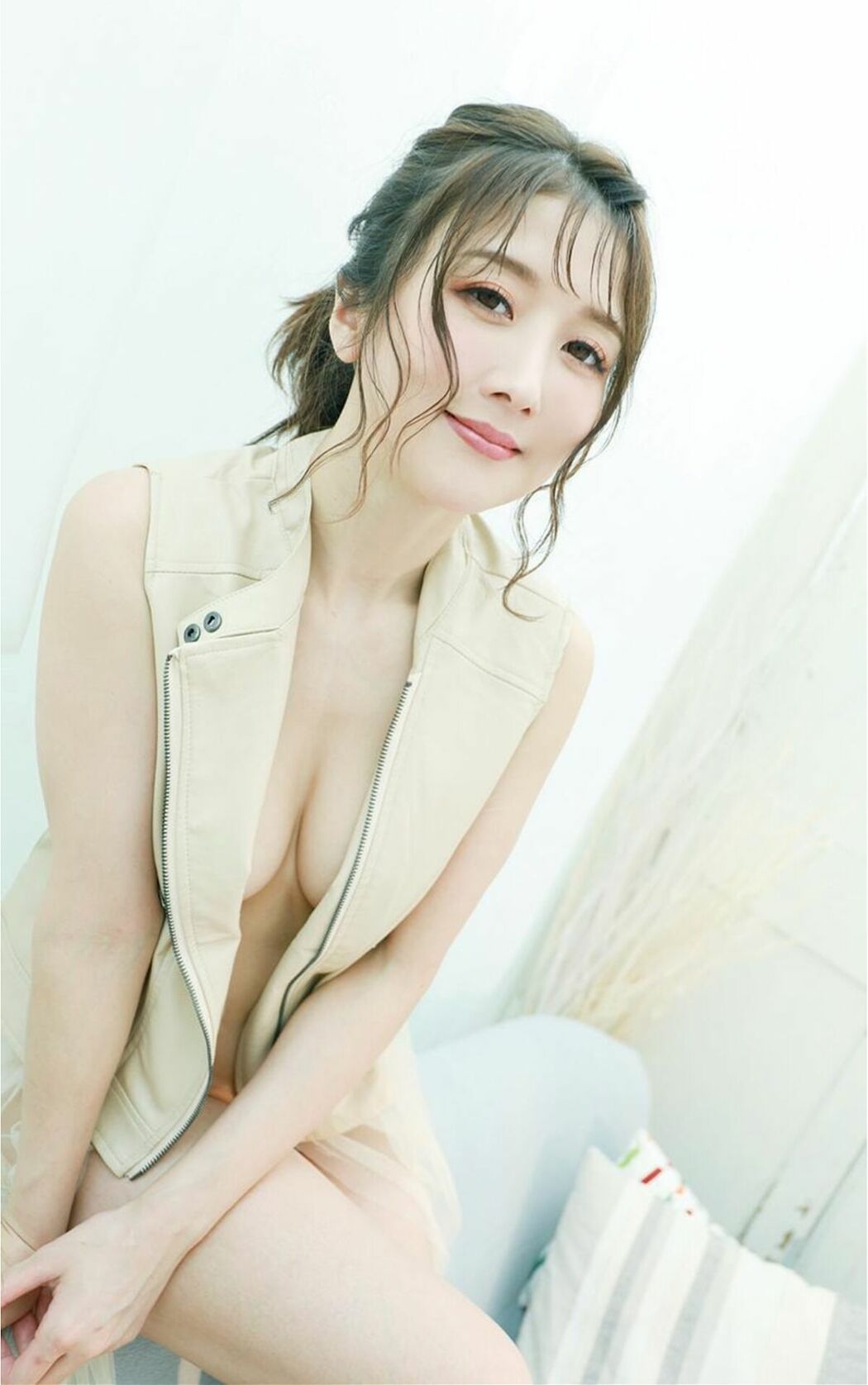 JP Hibiki Otsuki 大槻ひびき – おやすみフィクション (67P)