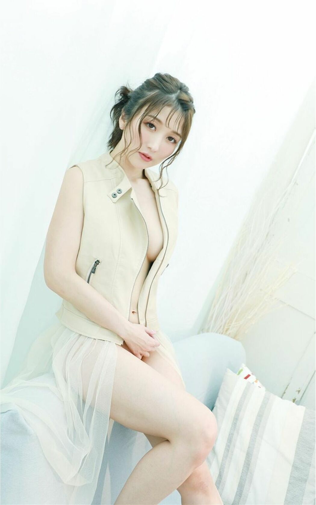 JP Hibiki Otsuki 大槻ひびき – おやすみフィクション (67P)