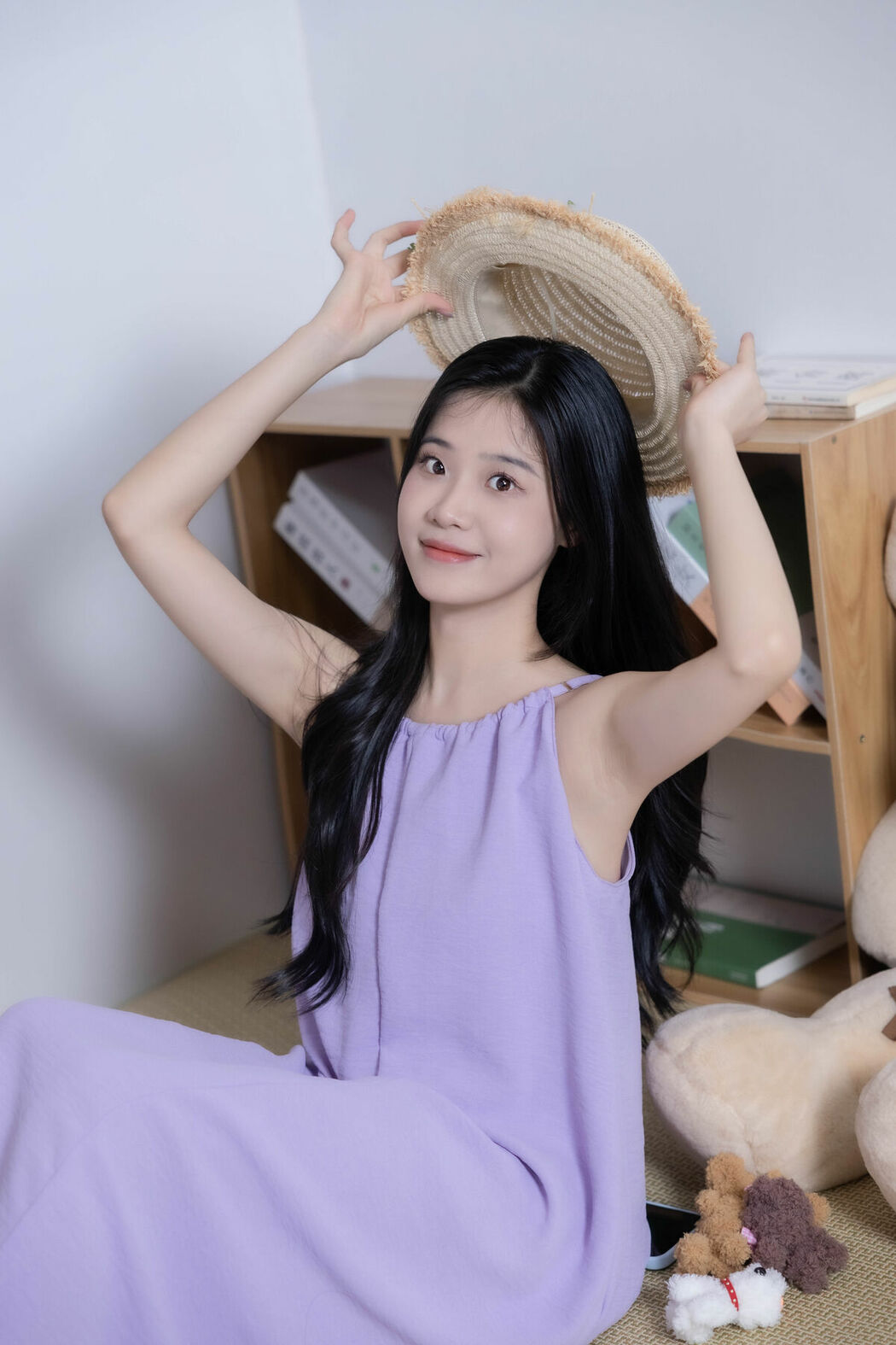 YiTuYu艺图语 Vol.10225 Xiao Su Xi (25P)