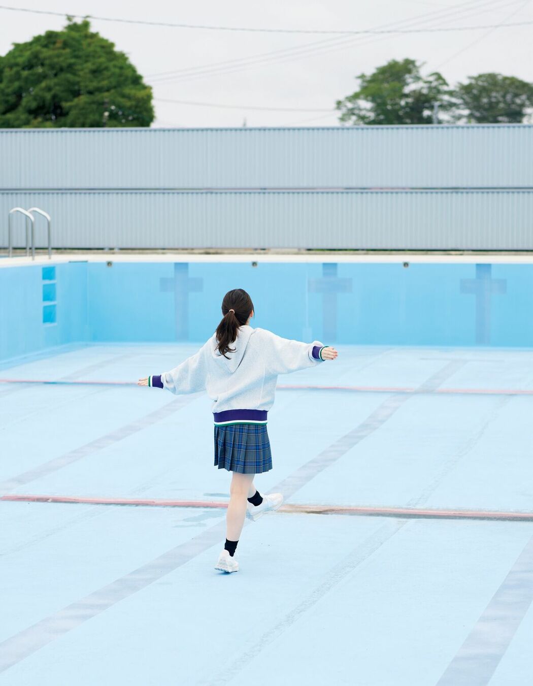 JP Sayuri Date 伊達さゆり – 1st写真集 あしあと (105P)