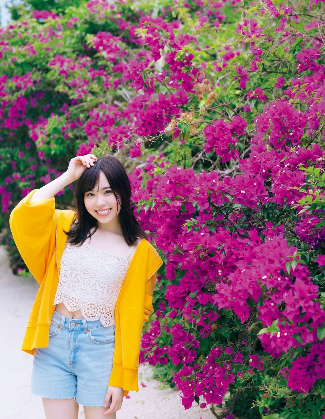 JP Sayuri Date 伊達さゆり – 1st写真集 あしあと (105P)