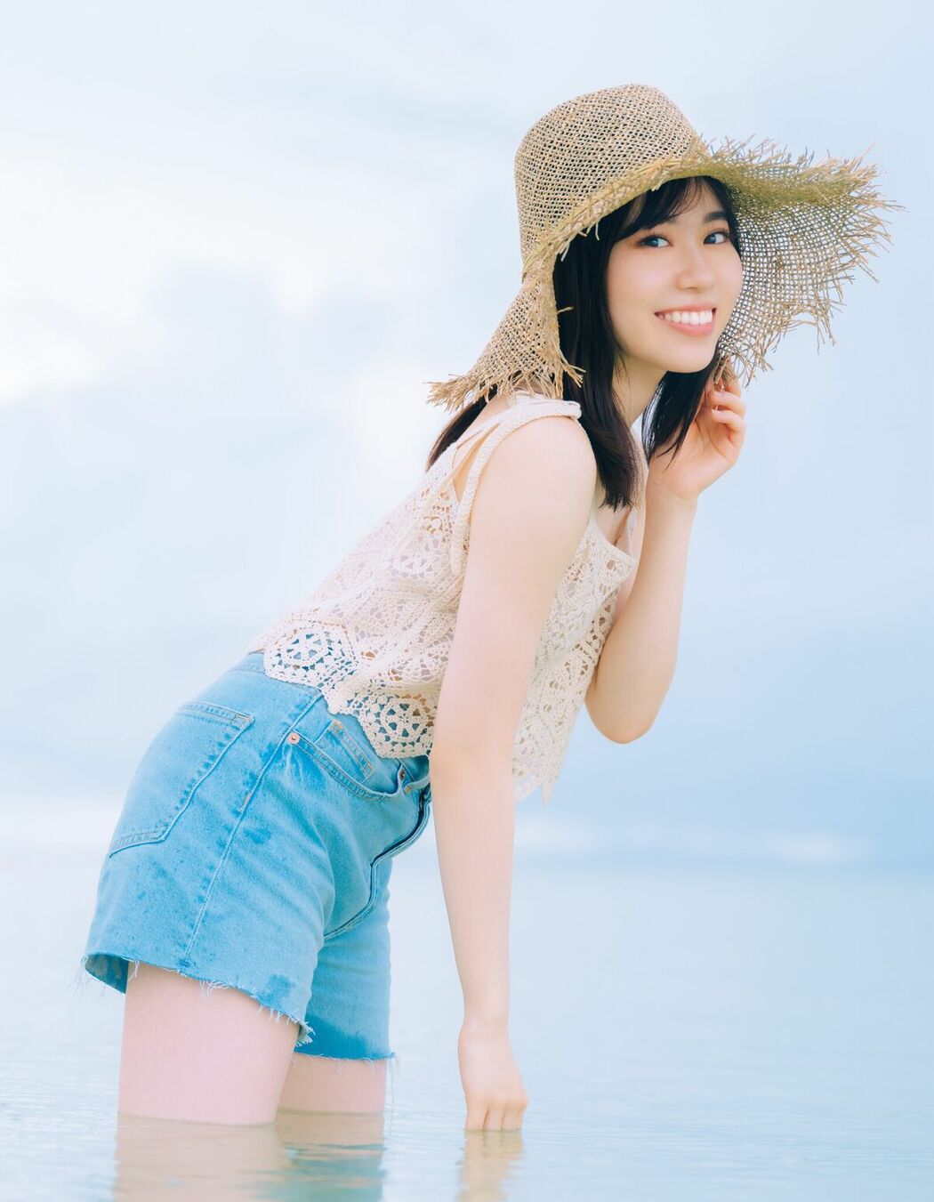JP Sayuri Date 伊達さゆり – 1st写真集 あしあと (105P)