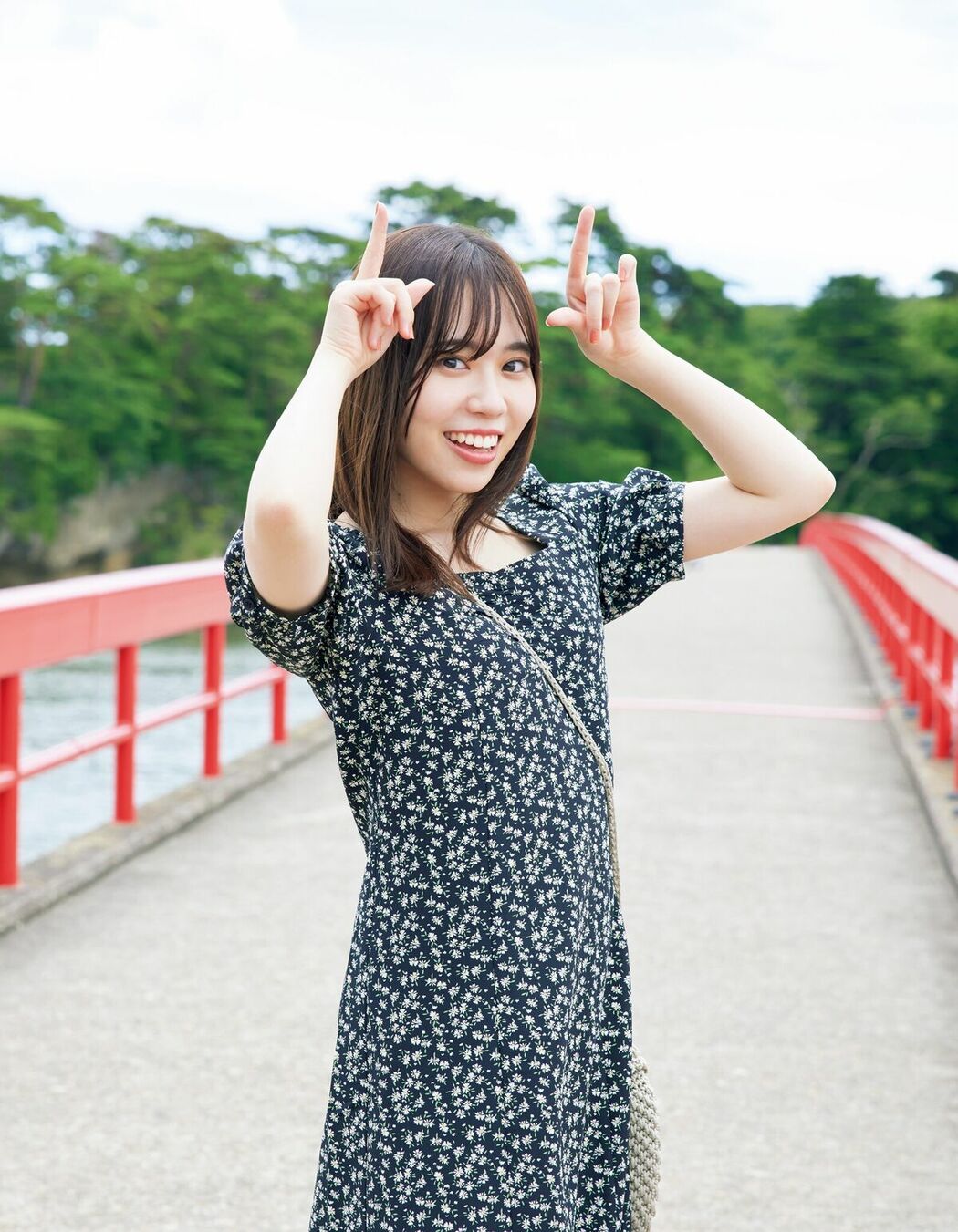 JP Sayuri Date 伊達さゆり – 1st写真集 あしあと (105P)