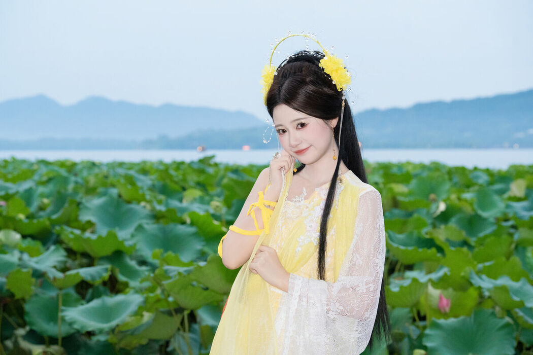 YiTuYu艺图语 Vol.10227 Shu Shu Jiang (42P)
