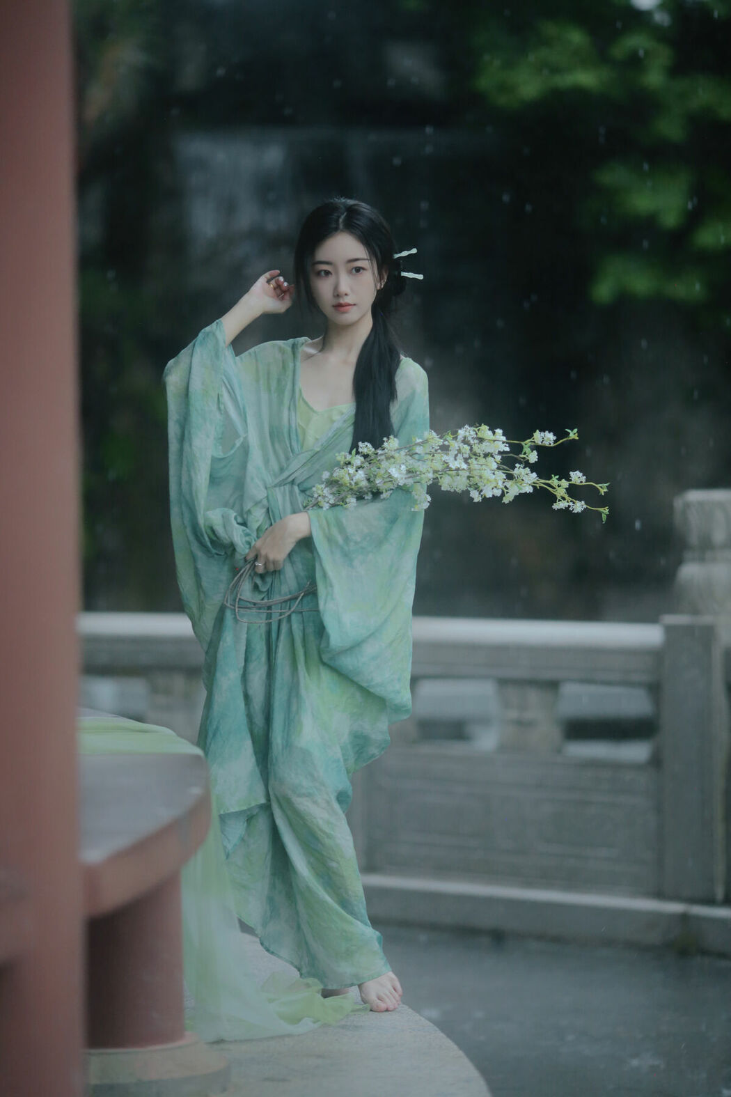 YiTuYu艺图语 Vol.10228 Yi Ming (16P)