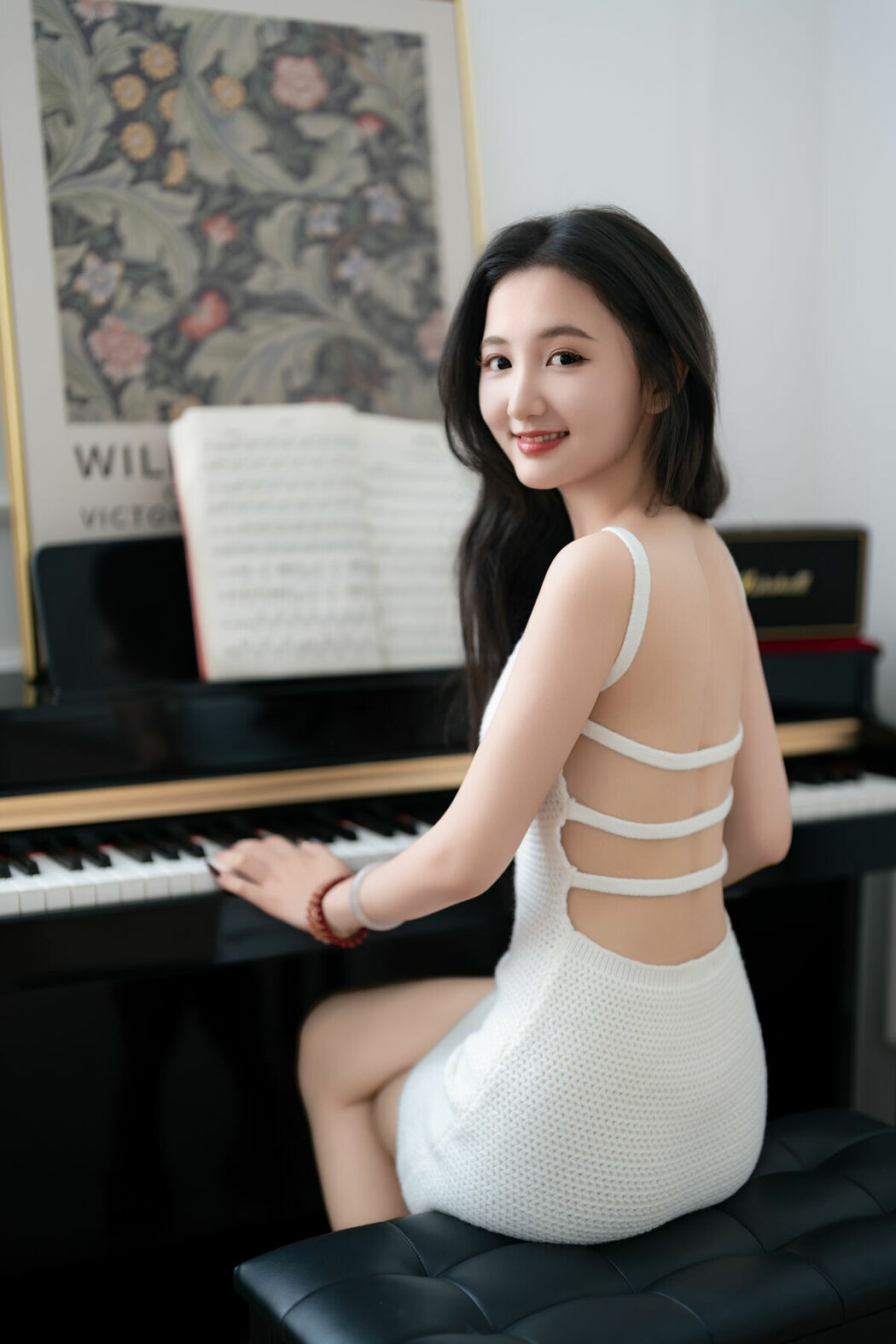 YiTuYu艺图语 Vol.10231 oyee (37P)