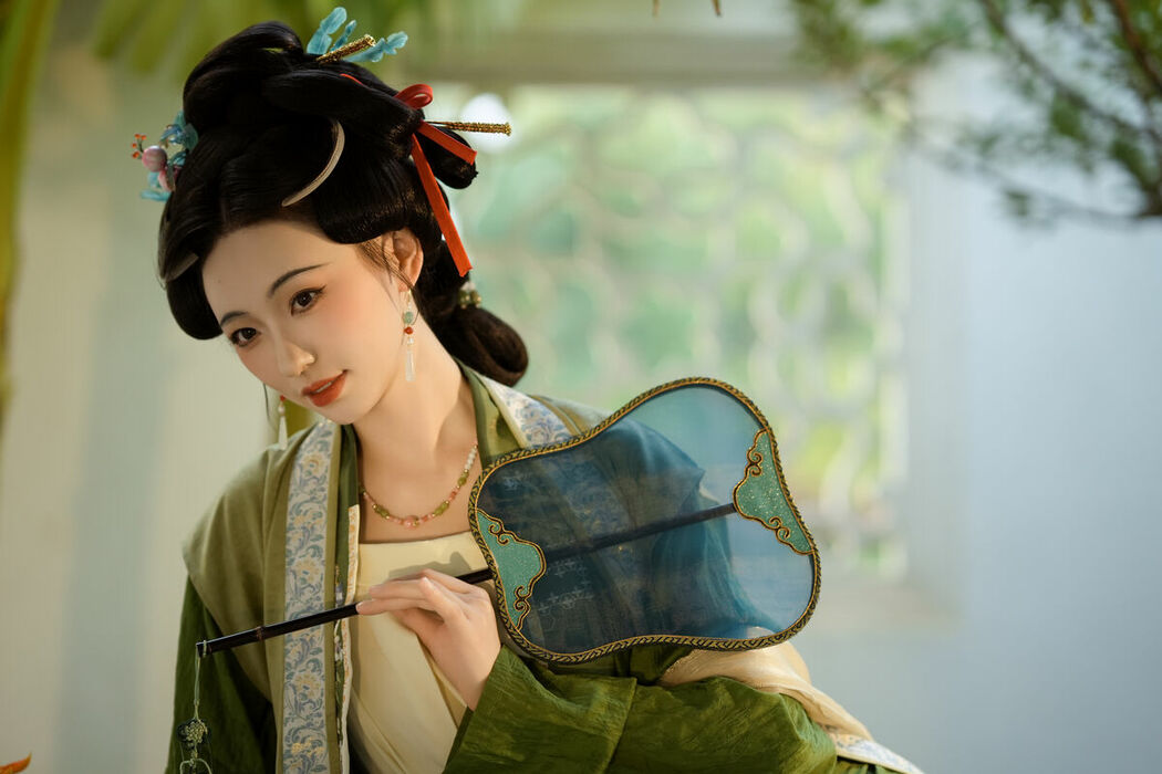 YiTuYu艺图语 Vol.10234 Xiao Yang Ai Gan Fan (25P)