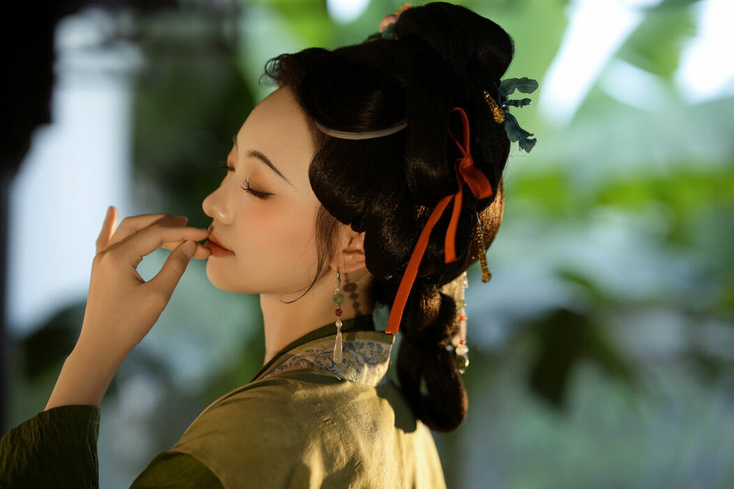 YiTuYu艺图语 Vol.10234 Xiao Yang Ai Gan Fan (25P)
