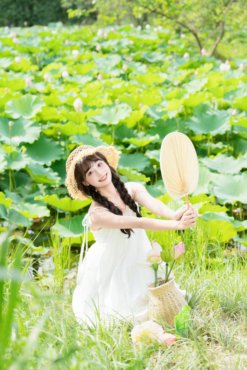 YiTuYu艺图语 Vol.10233 Xia Yu Xiao Nian (28P)