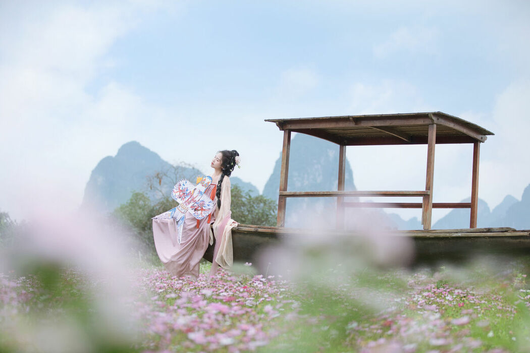 YiTuYu艺图语 Vol.10232 Ju Pi Yi Hao (19P)
