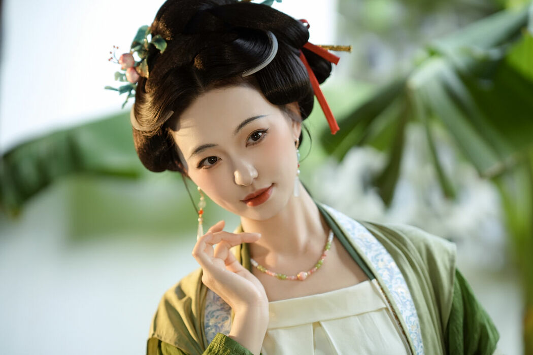 YiTuYu艺图语 Vol.10234 Xiao Yang Ai Gan Fan (25P)