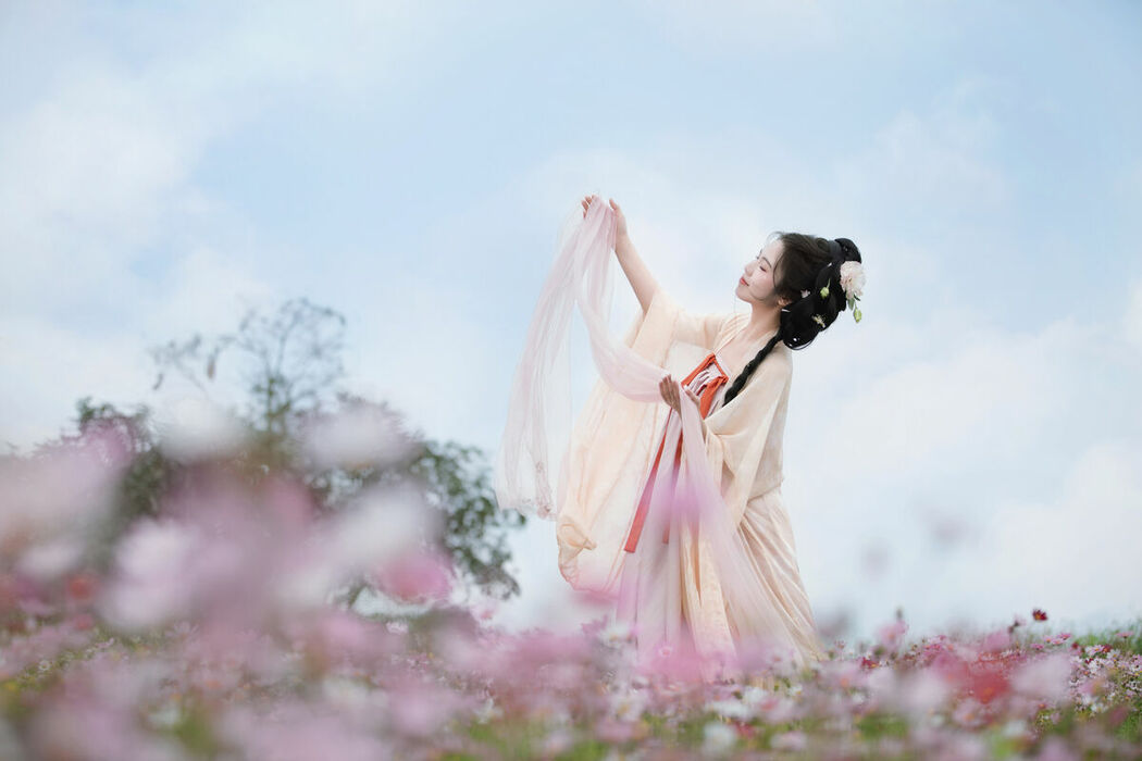 YiTuYu艺图语 Vol.10232 Ju Pi Yi Hao (19P)