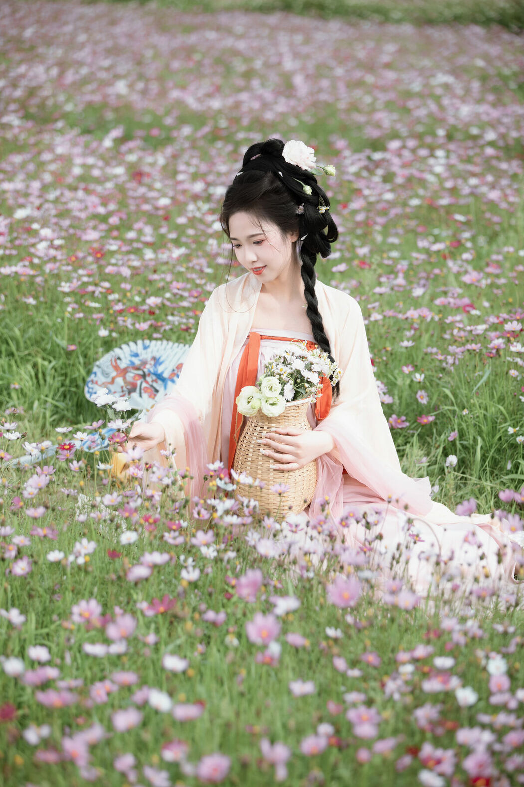 YiTuYu艺图语 Vol.10232 Ju Pi Yi Hao (19P)