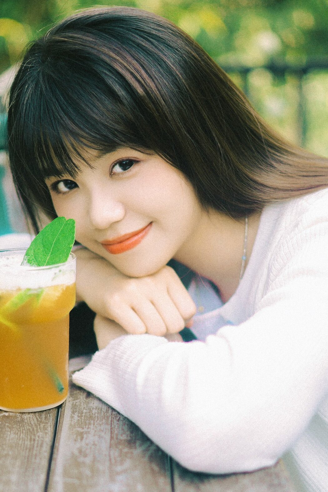 YiTuYu艺图语 Vol.10235 Miao Miao (16P) Cover Photo