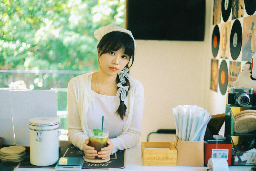 YiTuYu艺图语 Vol.10235 Miao Miao (16P)