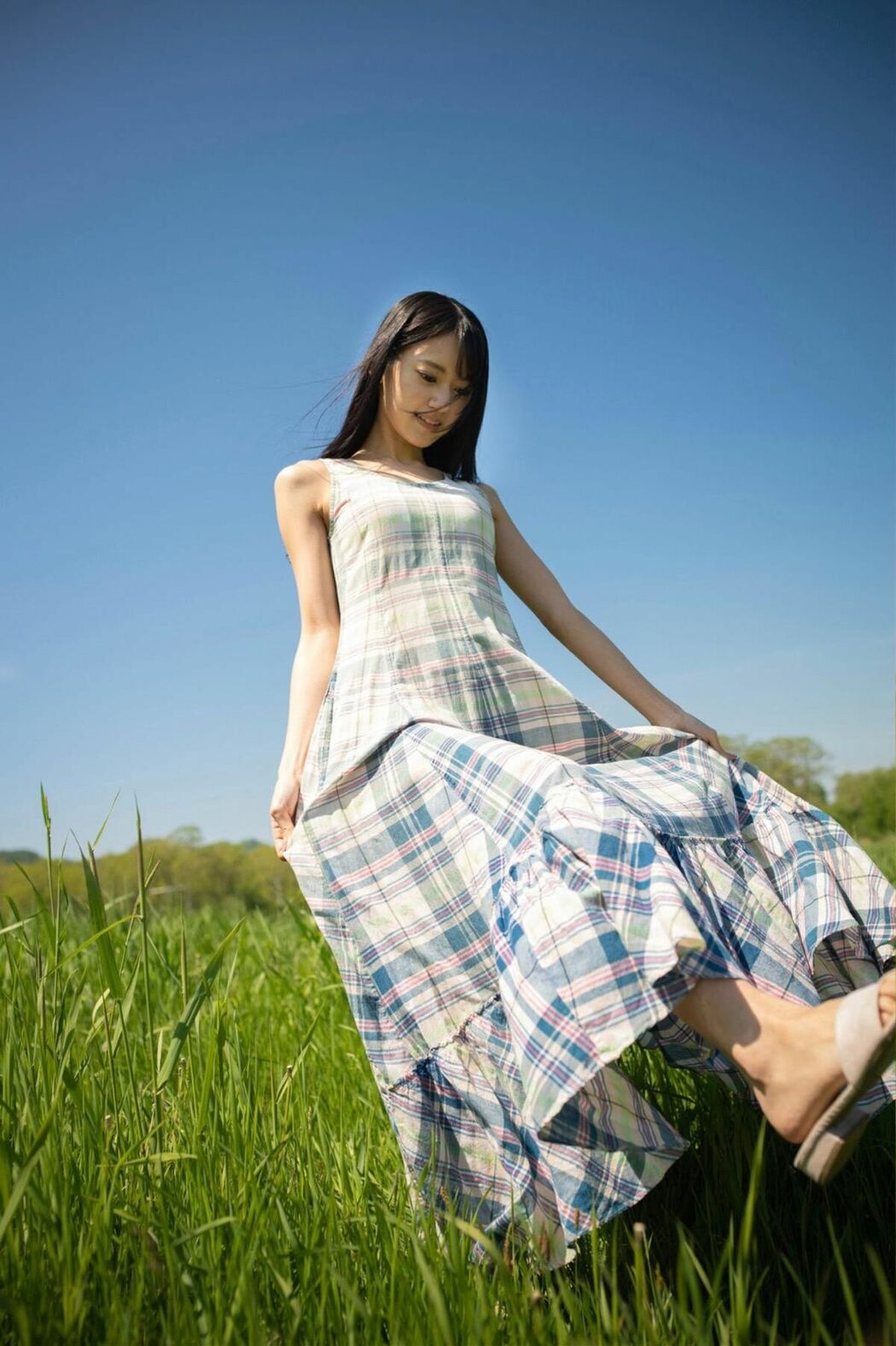 JP Umi Yatsugake 八掛うみ – August Sea In Kushiro 八月のうみ 釧路 (56P)