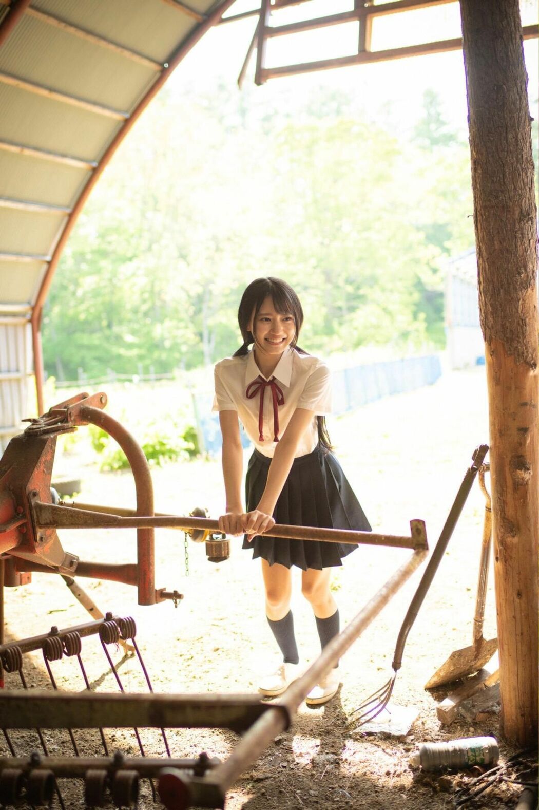 JP Umi Yatsugake 八掛うみ – August Sea In Kushiro 八月のうみ 釧路 (56P)