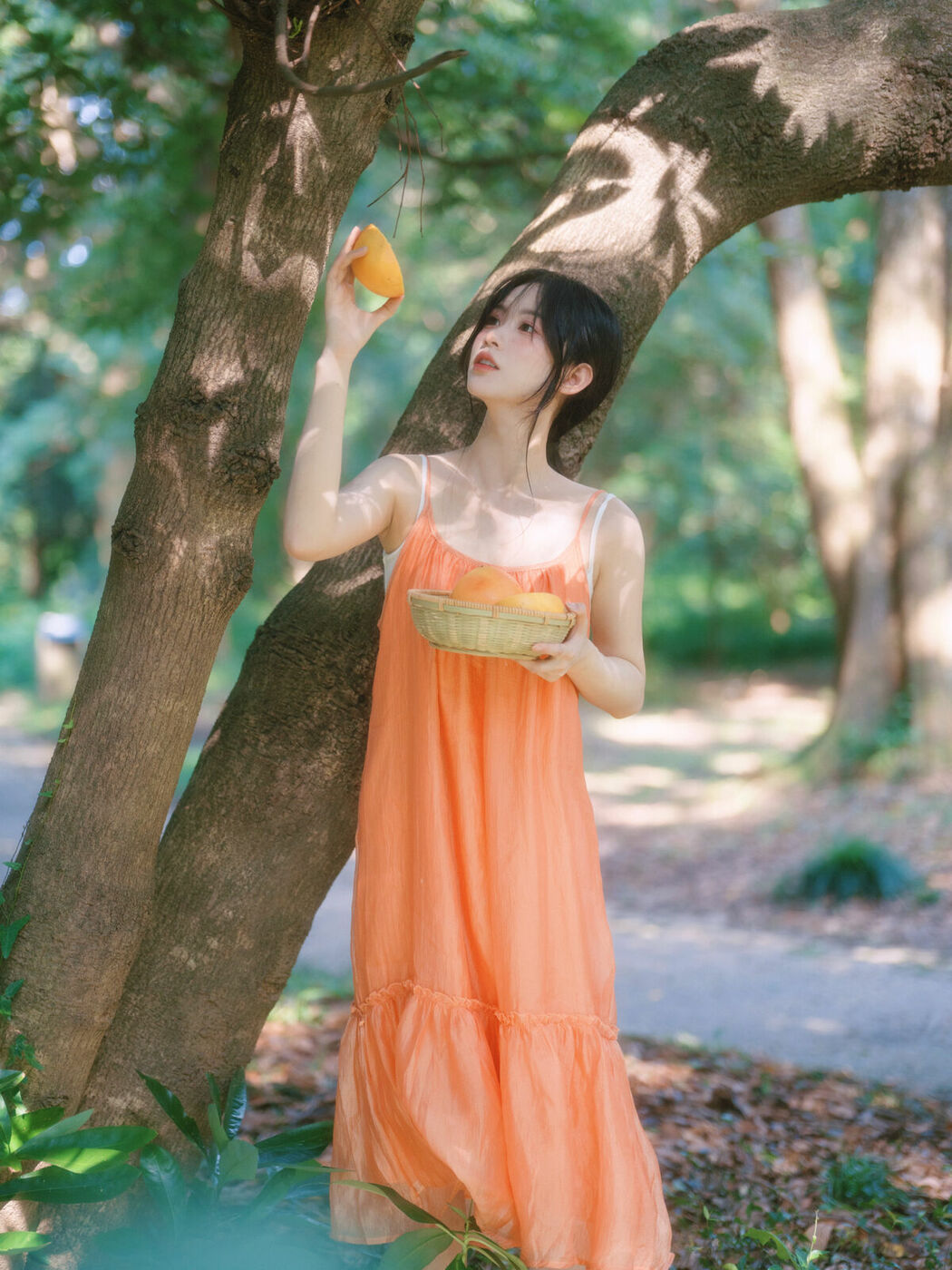 YiTuYu艺图语 Vol.10245 Kang Yu Qian Niki (17P)