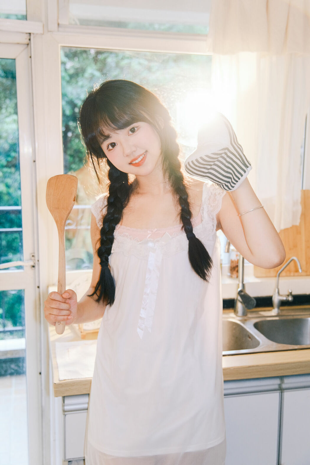 YiTuYu艺图语 Vol.10240 Xiao Li Hua Er (22P)