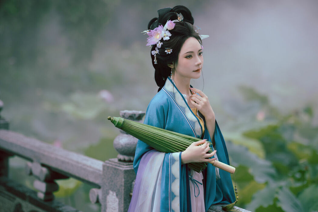 YiTuYu艺图语 Vol.10246 Ai Mo Li (27P)