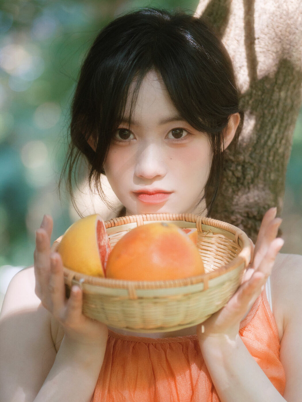 YiTuYu艺图语 Vol.10245 Kang Yu Qian Niki (17P)