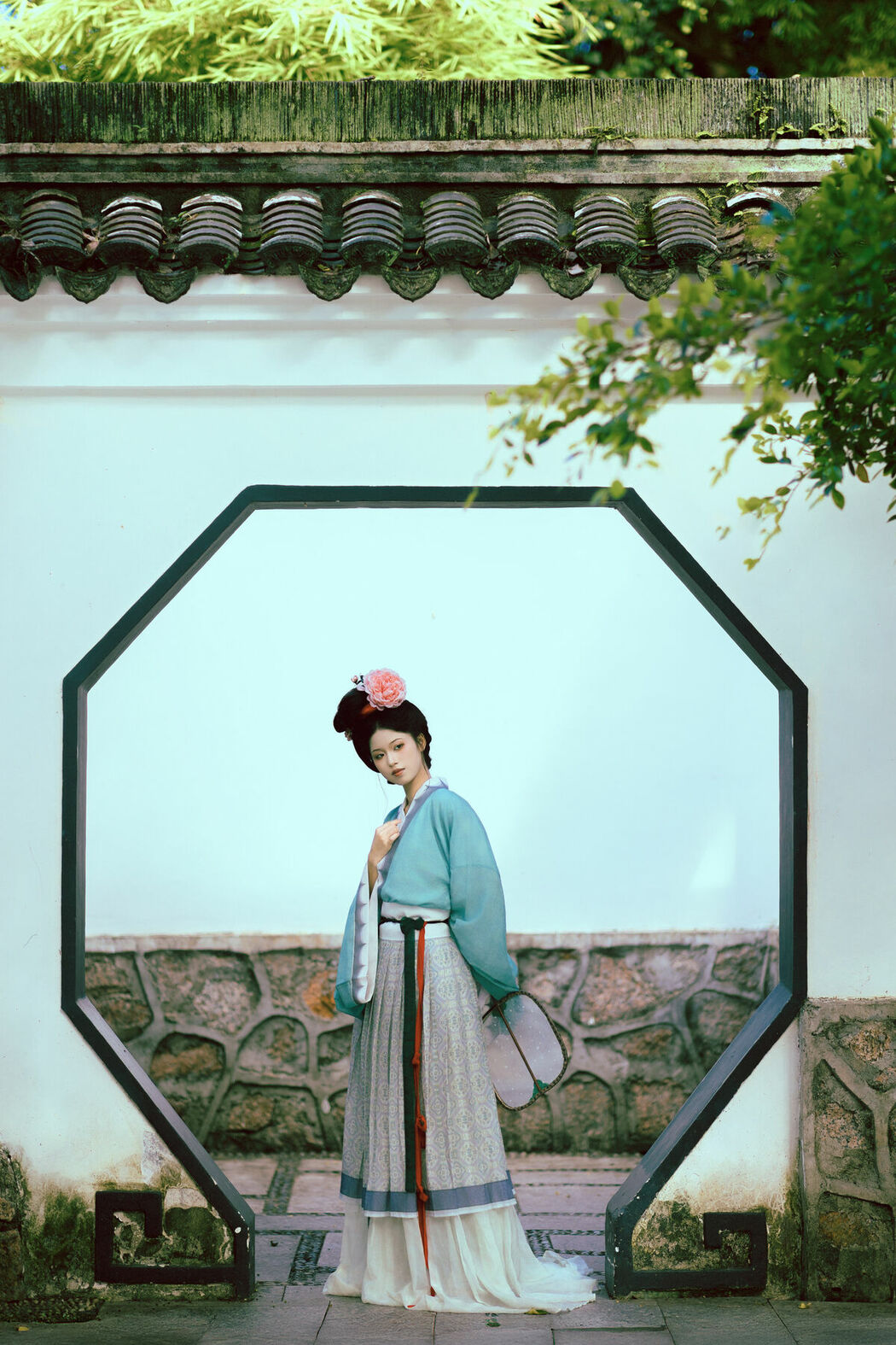 YiTuYu艺图语 Vol.10239 Xian Yu Fan Shen (49P)