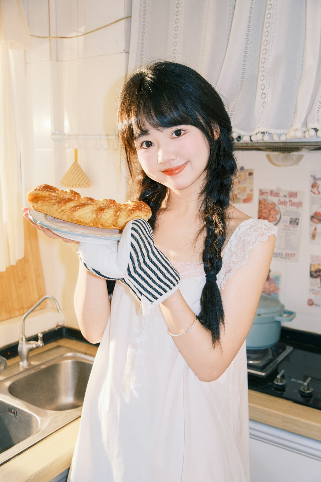 YiTuYu艺图语 Vol.10240 Xiao Li Hua Er (22P)