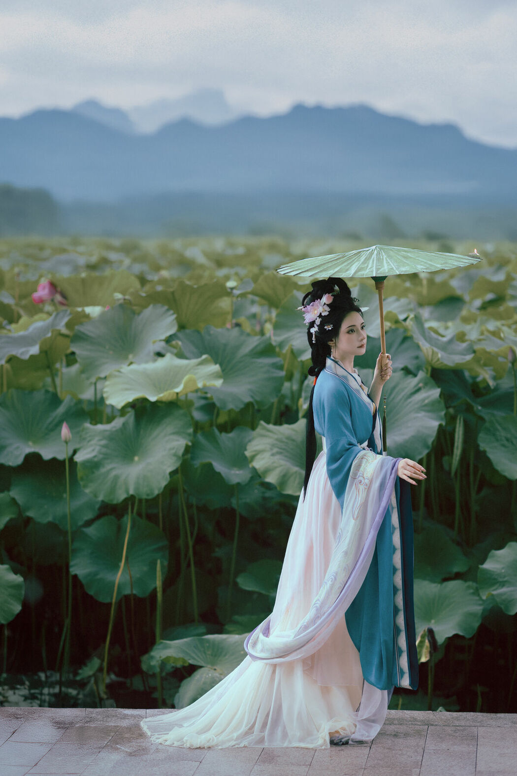 YiTuYu艺图语 Vol.10246 Ai Mo Li (27P)