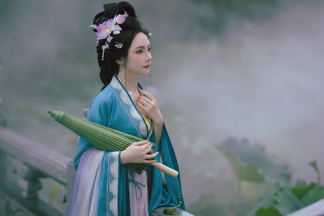 YiTuYu艺图语 Vol.10246 Ai Mo Li (27P)