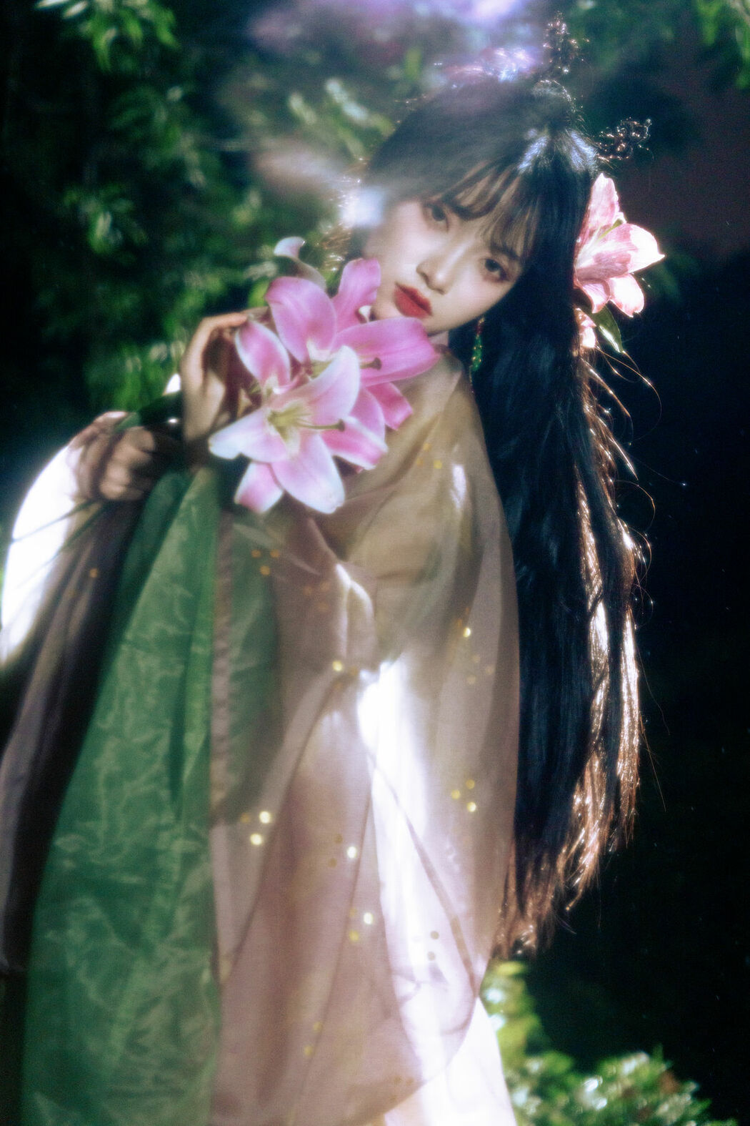 YiTuYu艺图语 Vol.10249 Tao Chi (17P)